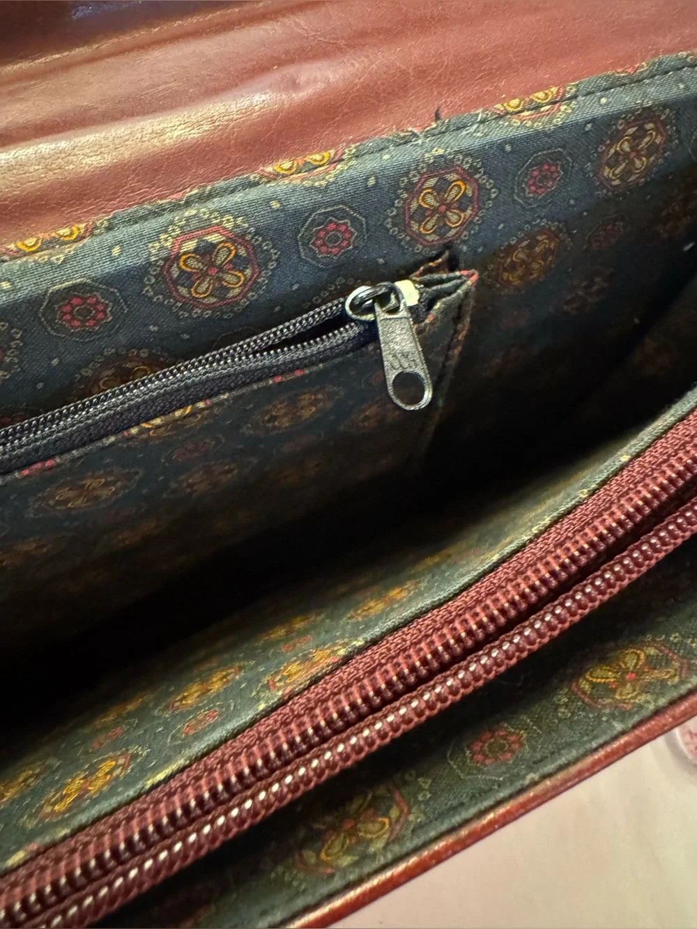 Vintage Belle Rose Burgundy Leather Briefcase Satchel Bag Croc Embossed Trim 80s